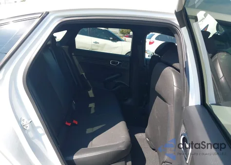 2022 Honda Civic Sport z USA, uszkodzony, nr VIN 2HGFE2F57NH607186